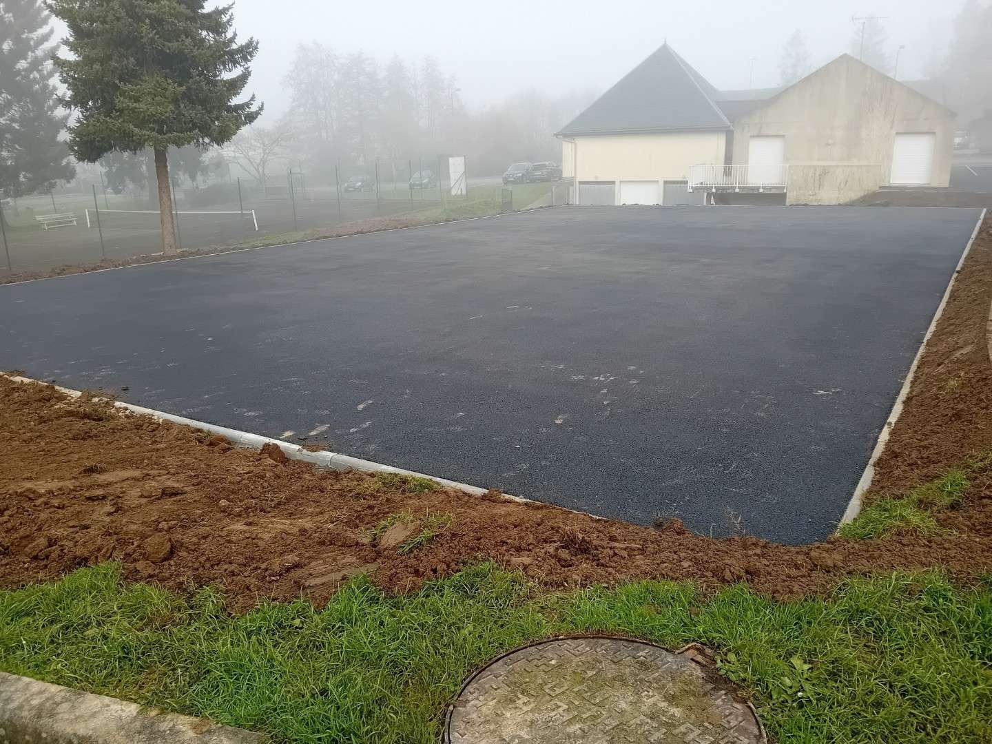fosse-avec-rampes-béton-pour-pompage-broyage-malaxage