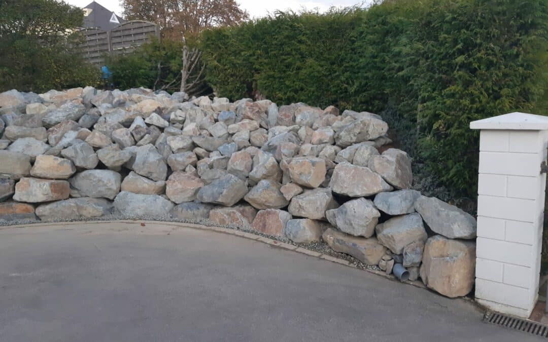 Enrochement de talus à Cossé-le-Vivien (53)